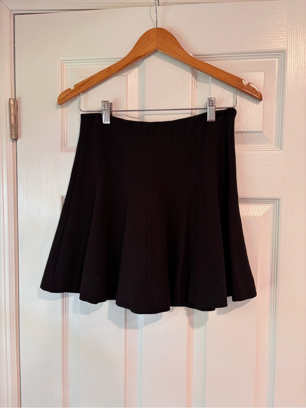 Theory black skater skirt size 0